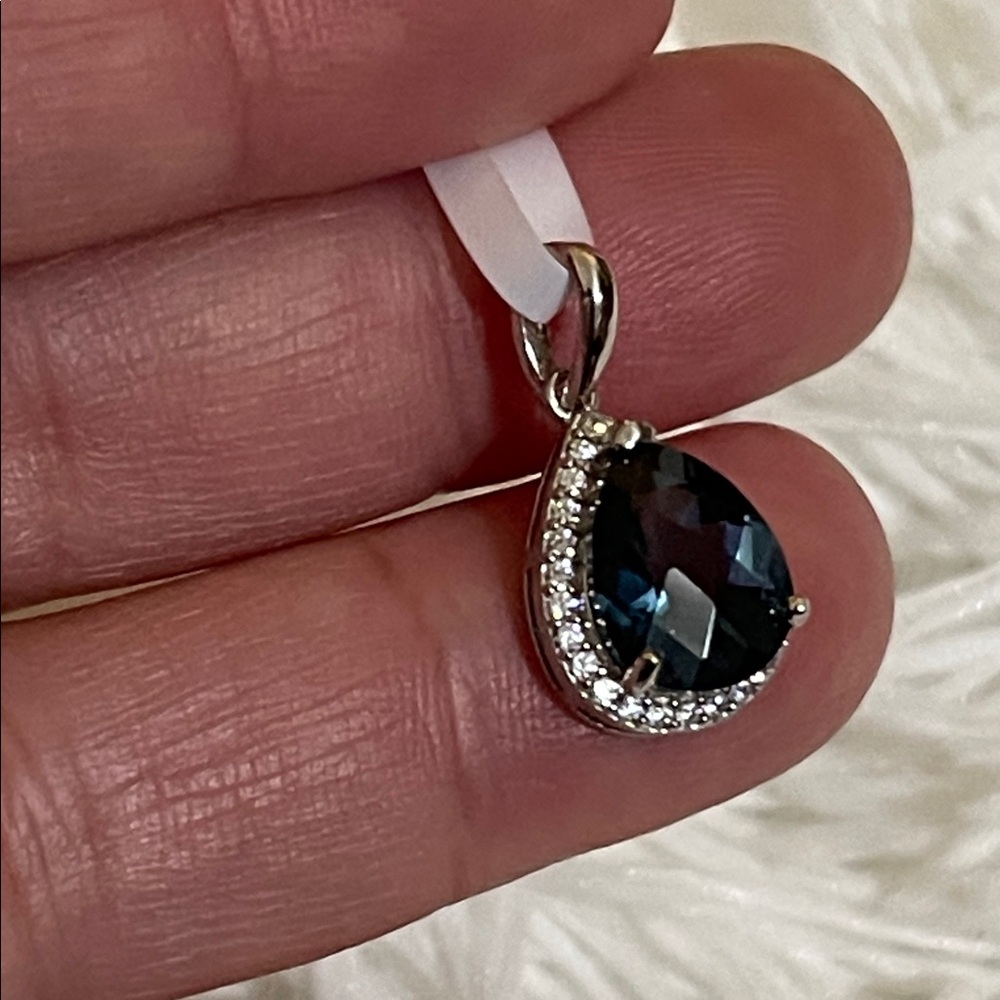 NWT Natural London Blue Topaz Teardrop 10X8mm  Pendant with CZ Accents - Picture 3 of 9